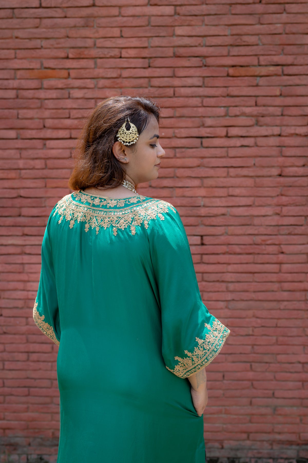 Back view of Apoorva Kaftan set.