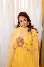 Front view of Sunehri Anarkali Set.