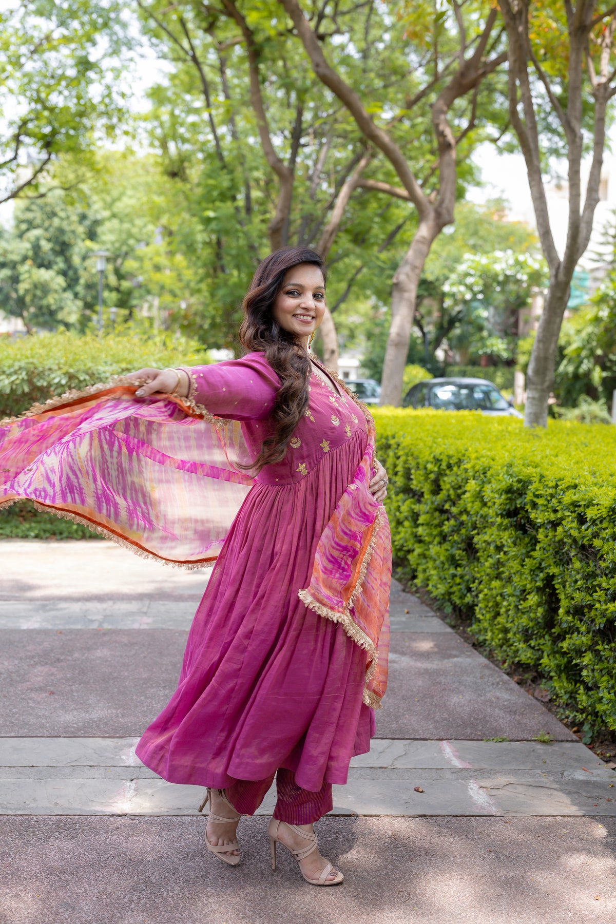 Right View of Ziya Anarkali Kurta Set.