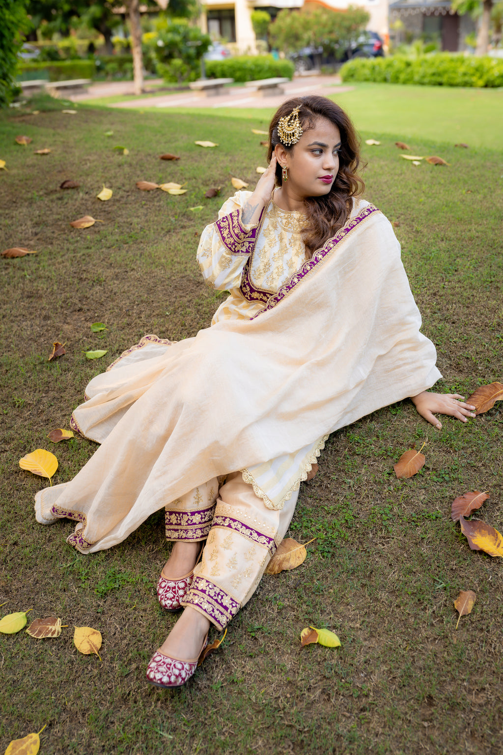 Sitting view of Afreen Suit set with dupatta.