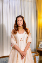 front view of shayra ivory kurta set.